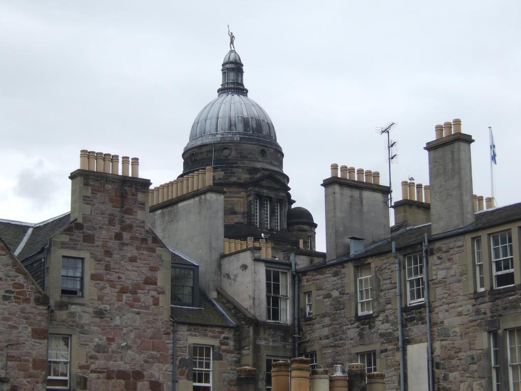 Edinburgh Metro Hostel Exterior photo